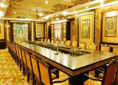 Brahmaputra Grand Hotel Lhasa Bagian luar foto